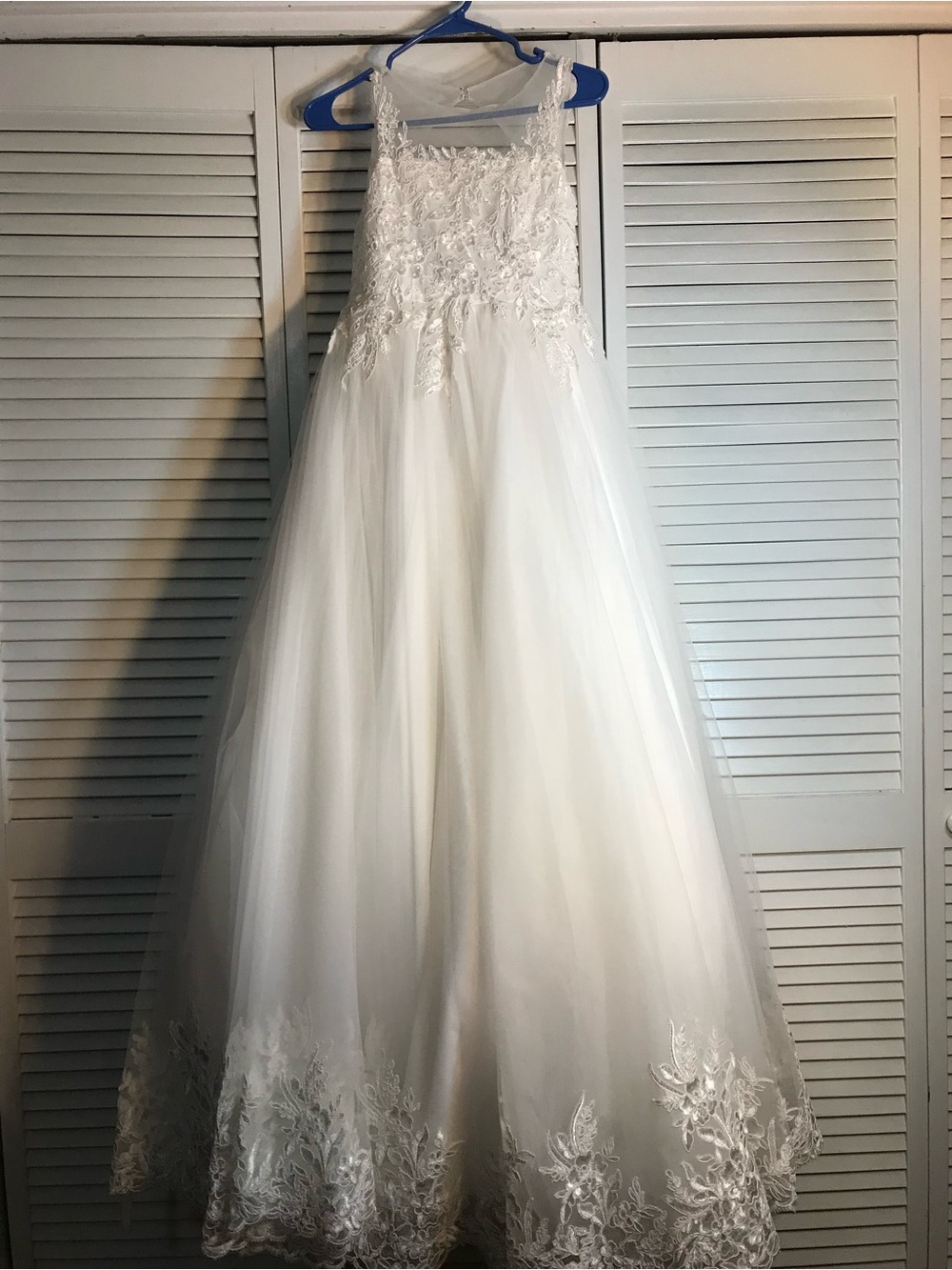 Mary's Bridal White Lace Appliqué Ball Gown Wedding Dress